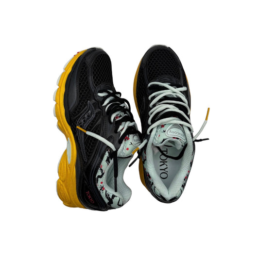 Saucony Pro Grid Omni 9 Tokyo.