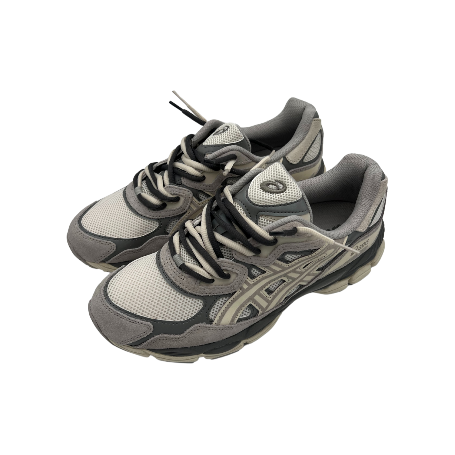 Asics gel nyc cream oyster grey double laced.