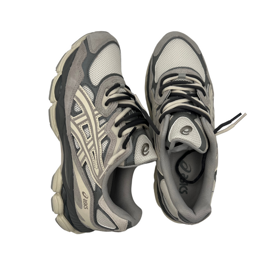 Asics gel nyc cream oyster grey double laced.