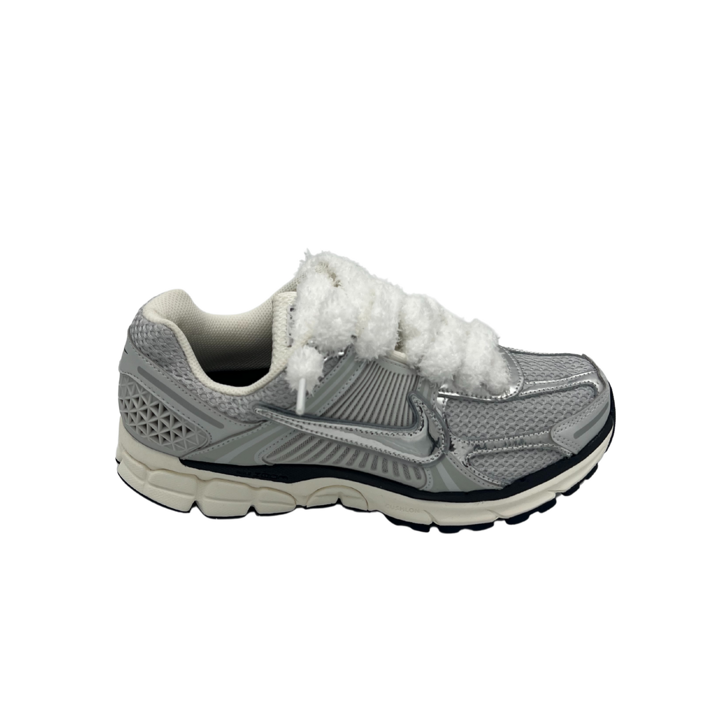 Nike zoom vomero 5 photon dust fluffy laced.